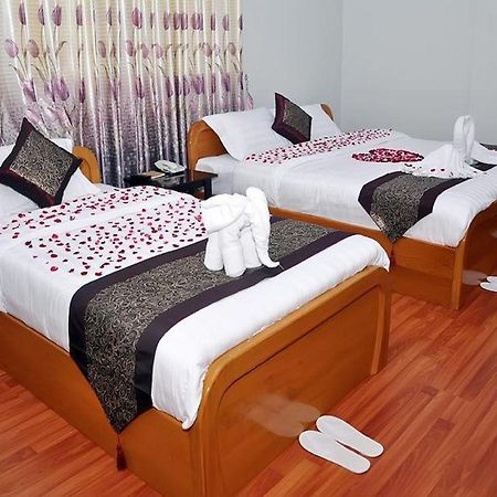 Royal Tulip Hotel Mandalay Esterno foto