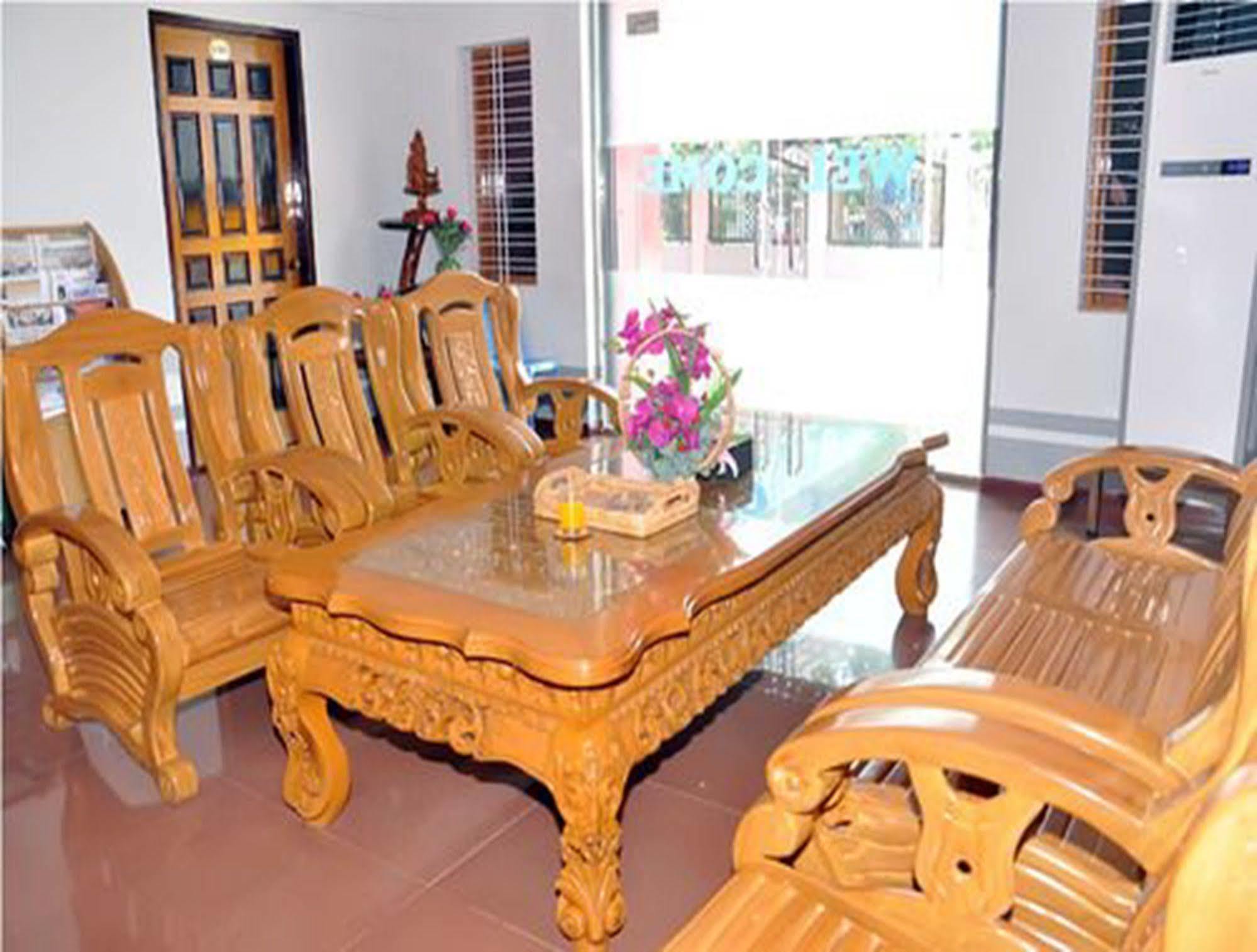Royal Tulip Hotel Mandalay Esterno foto